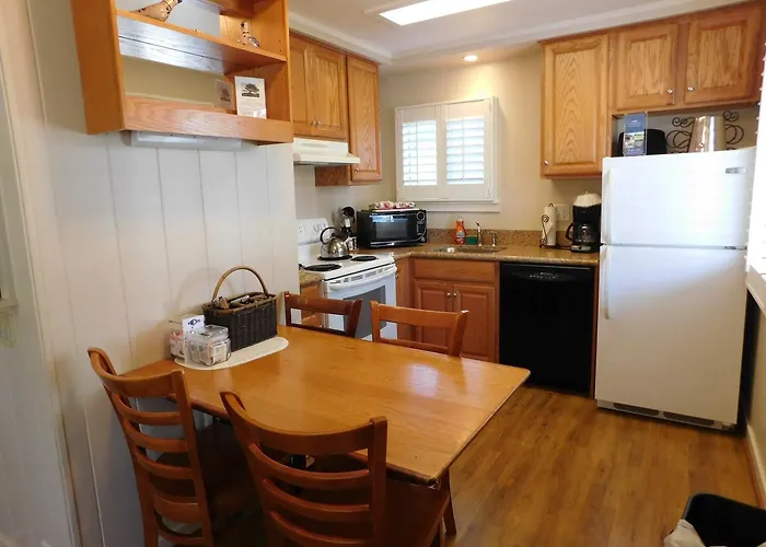 Pine Acres Lodge
